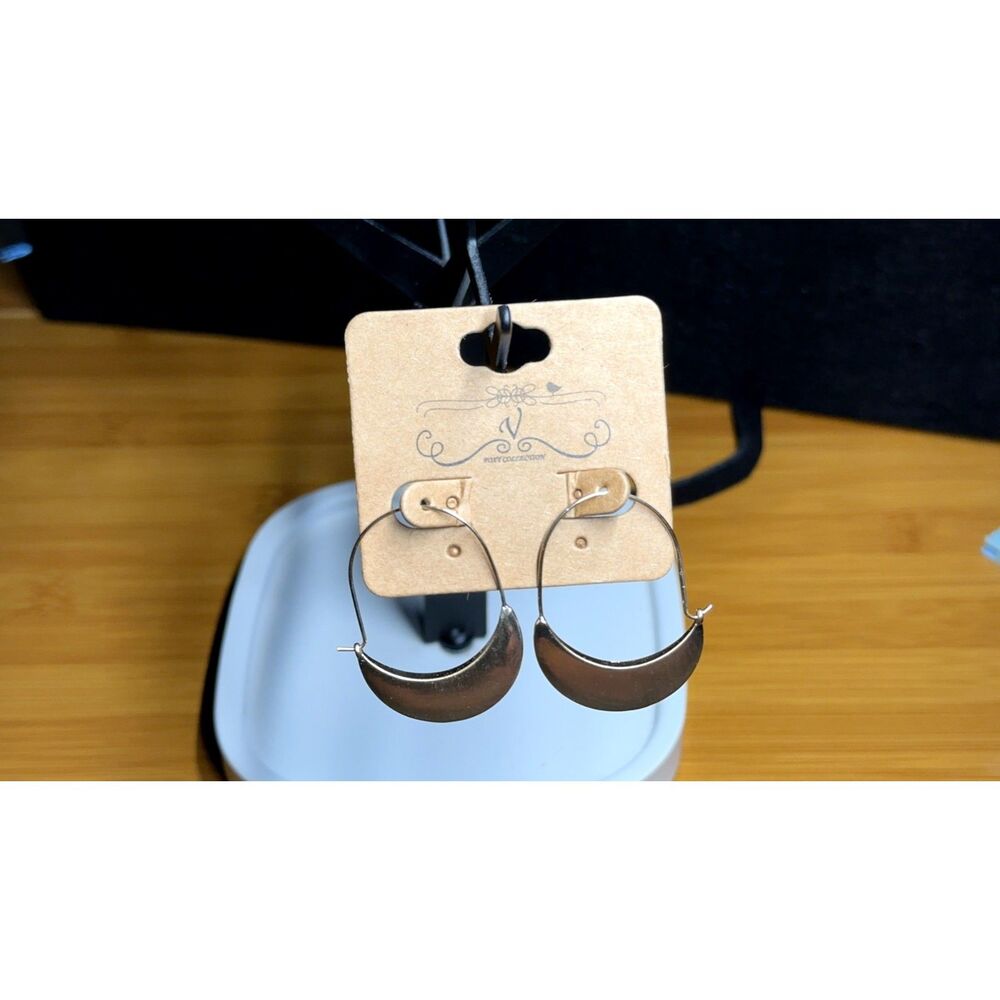 Foxy Collection Cream Enamel Crescent Moon Hoop Earrings Minimalist NWT